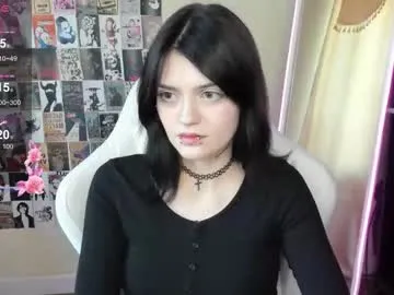 emmadarkk's Thumb Image