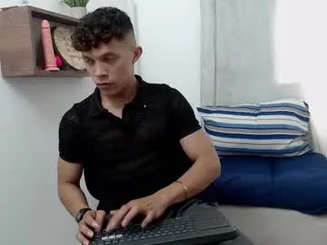 lucas_luxx1's Thumb Image