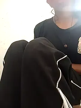 Aaisha-16's Thumb Image