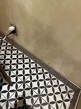 Tina_995's Thumb Image